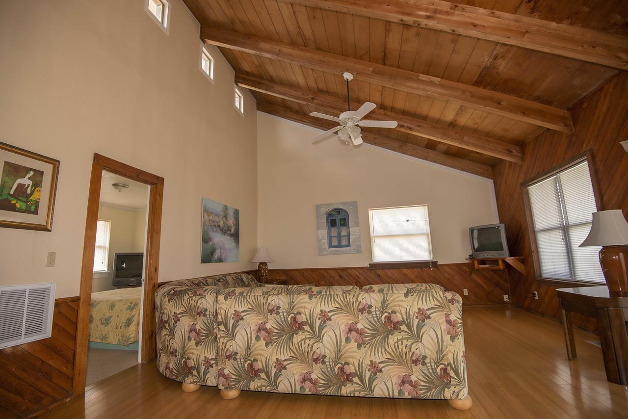 Avon Cottages Extérieur photo