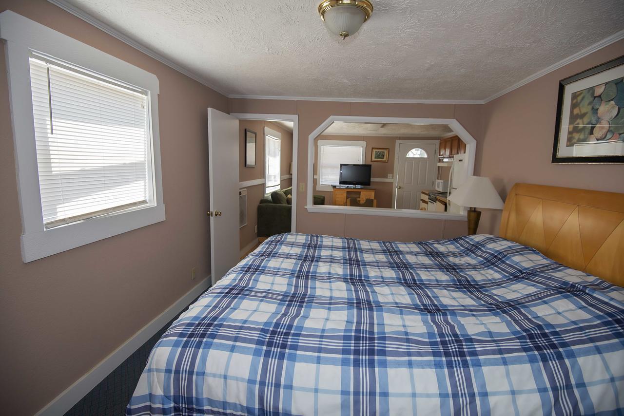 Avon Cottages Extérieur photo